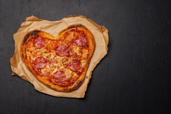 Comment activer le mode « Thème sombre » sur un téléphone ?